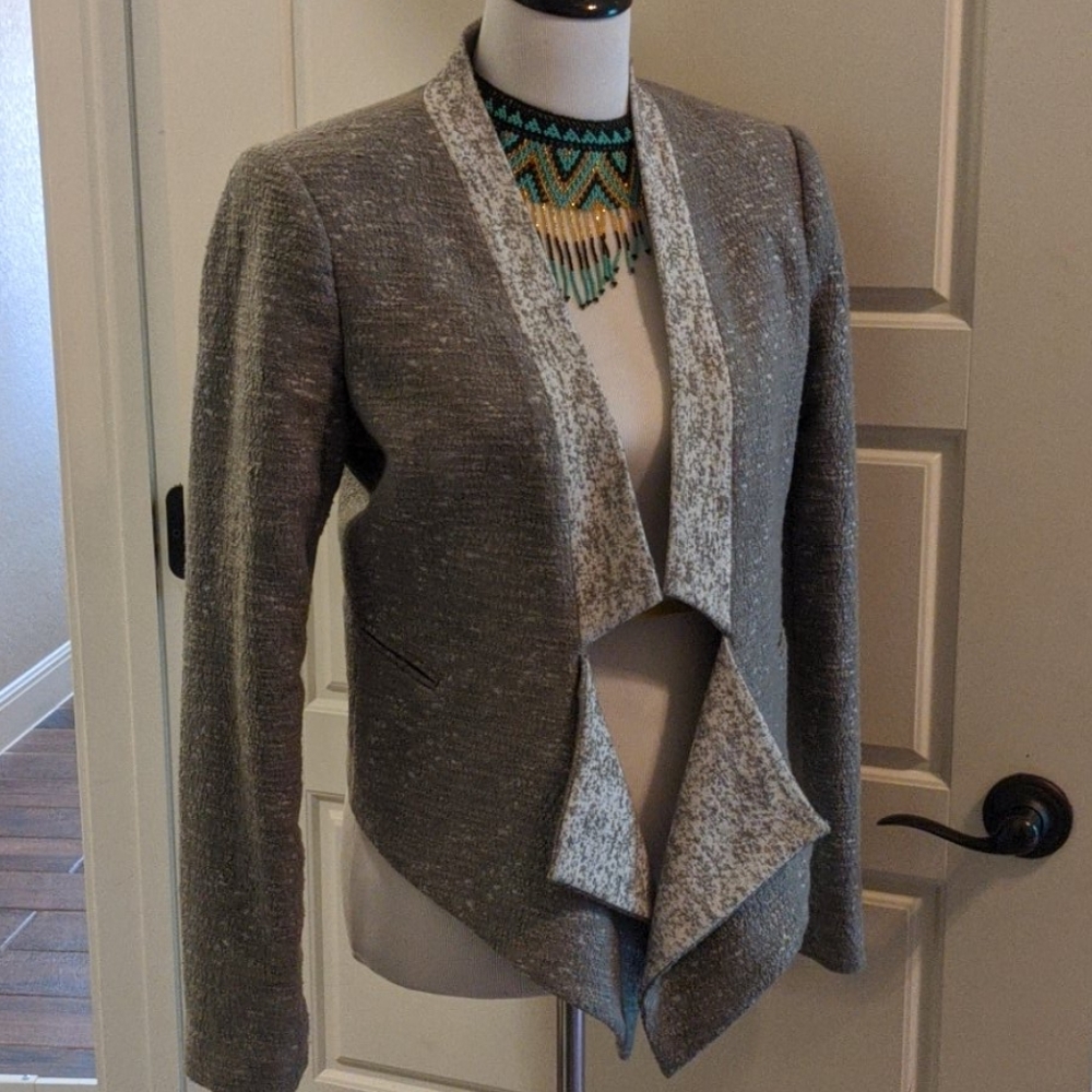 Trendy Jacket for a boss vibe